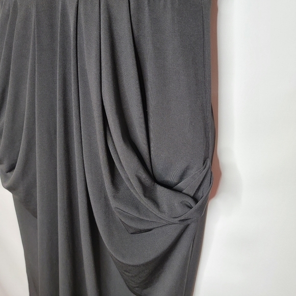 BCBGeneration Sleeveless Drape Pocket Midi Dress - Picture 5 of 12